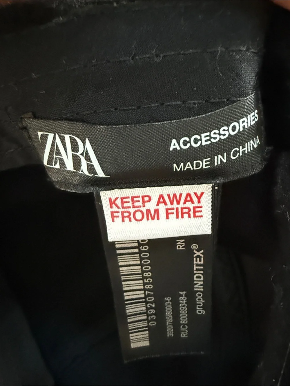 Zara classic black